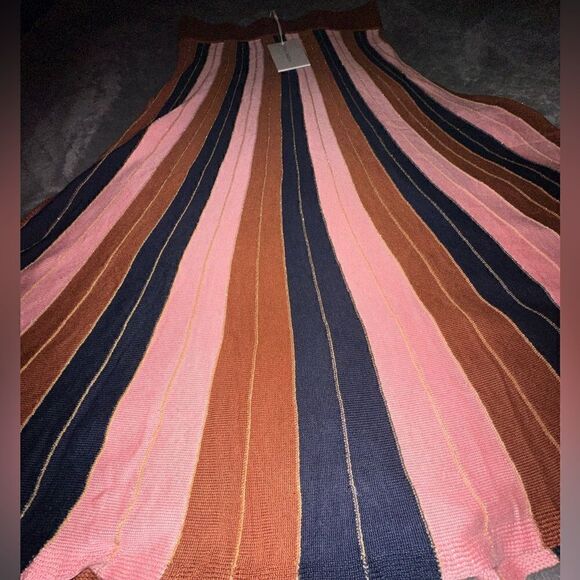 NWTs Anthropologie foxiedox Nina Sweater Midi Skirt Size Medium - Picture 4 of 13